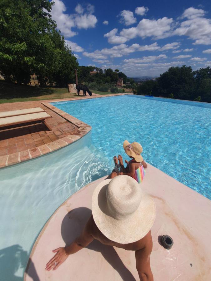 Agriturismo Il Vecchio Mandorlo Περούτζια Εξωτερικό φωτογραφία