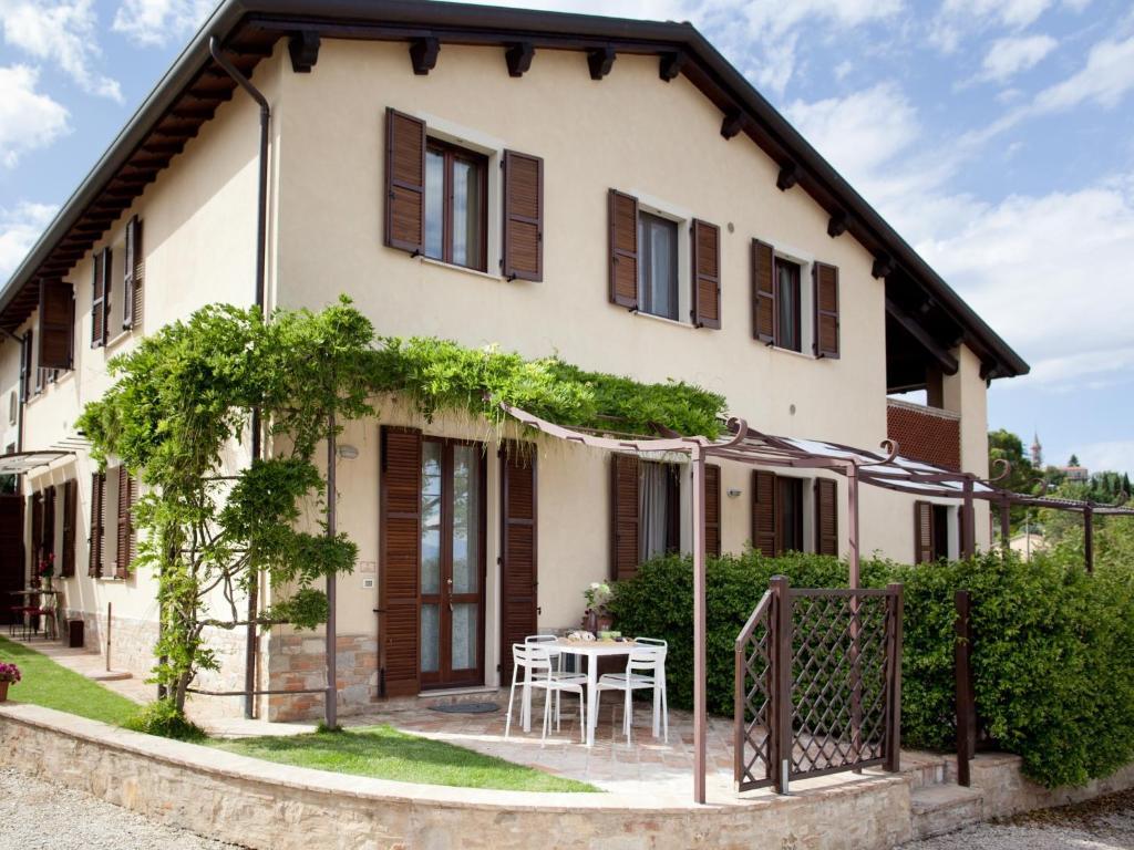 Agriturismo Il Vecchio Mandorlo Περούτζια Δωμάτιο φωτογραφία