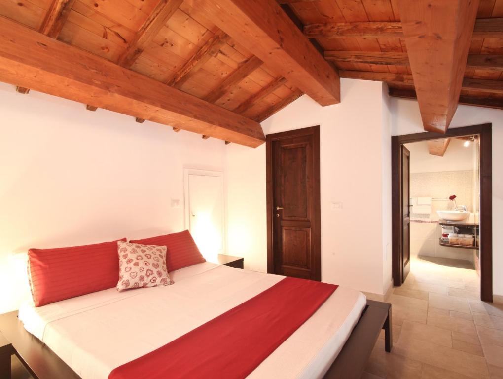 Agriturismo Il Vecchio Mandorlo Περούτζια Εξωτερικό φωτογραφία